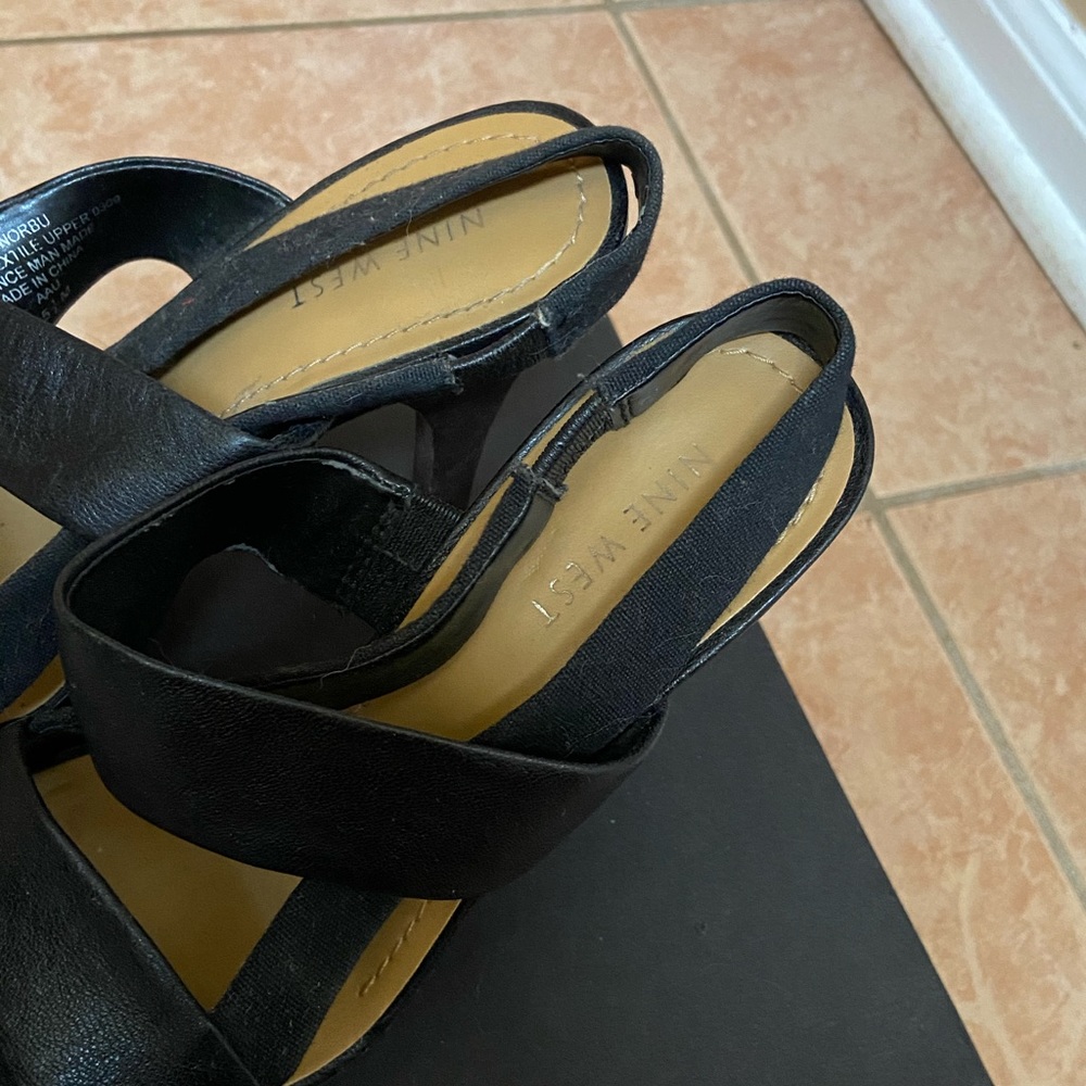 Shoes - Picture 2 of 3